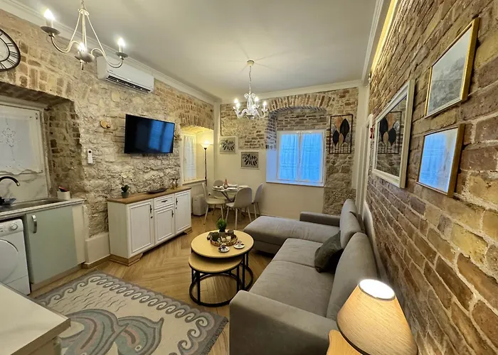 公寓 Bruskos Luxury Corfu (city)