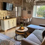 Apartment Bruskos Luxury