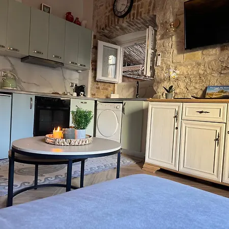 Bruskos Luxury Апартаменты Corfu (city)