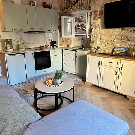 Bruskos Luxury Апартаменты Corfu (city)